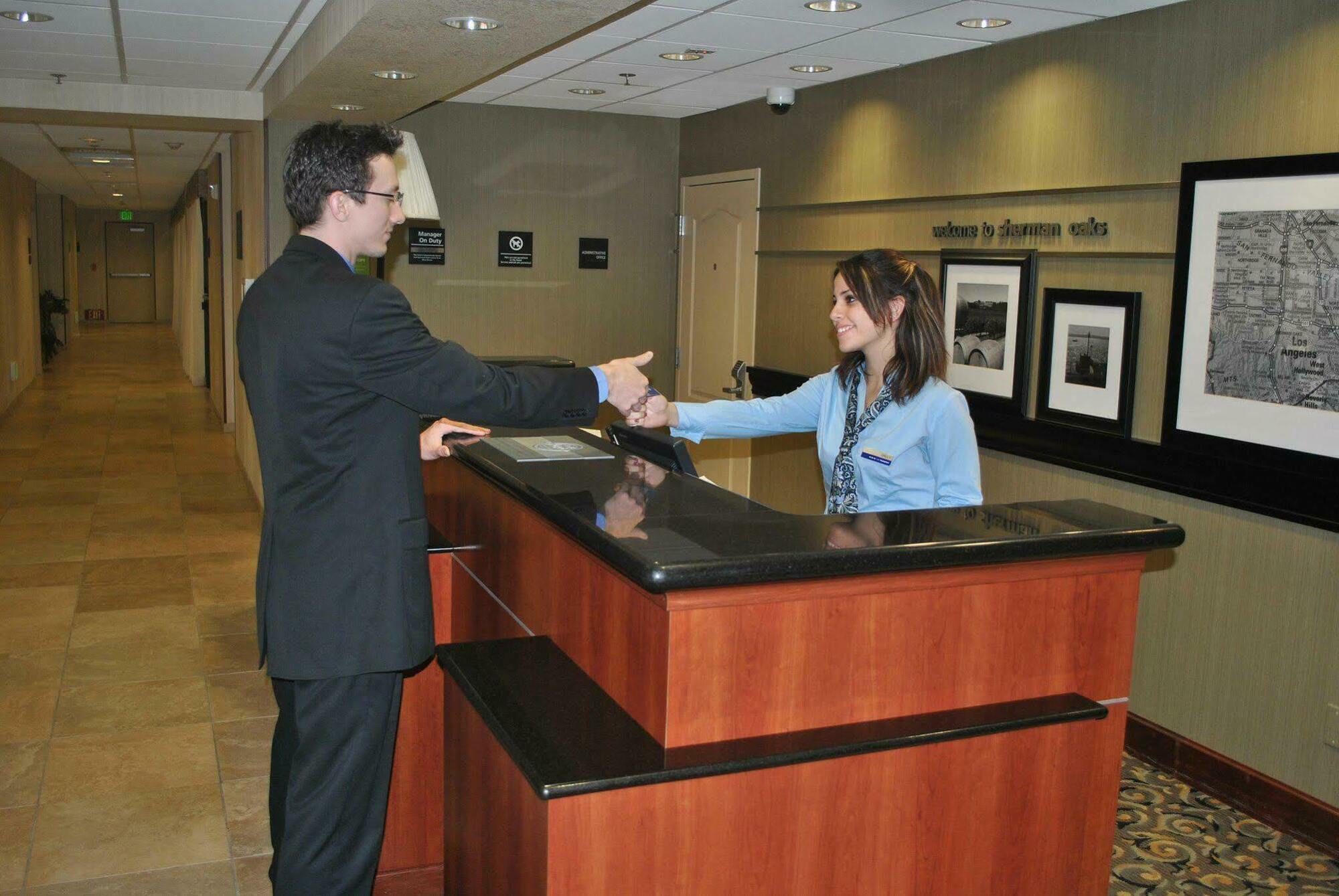 Hampton Inn & Suites Sherman Oaks Los Angeles Dalaman gambar